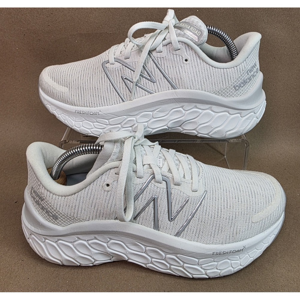 New Balance (Sz 7.5 B) Fresh Foam X Kaiha Road Shoes Womens White Gray Athletic